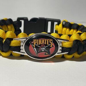 Pittsburgh Pirates MLB Paracord Bracelet NEW
